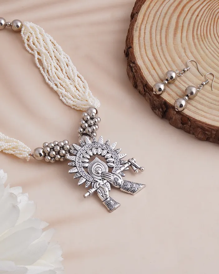 beautiful Handmade Jaipur Jewelry white silver beads sri krishna pendant sri radhey Oxidized Handmade Jaipur Jewelry white silver beads sri krishna pendant set sri radhey temple jewelry